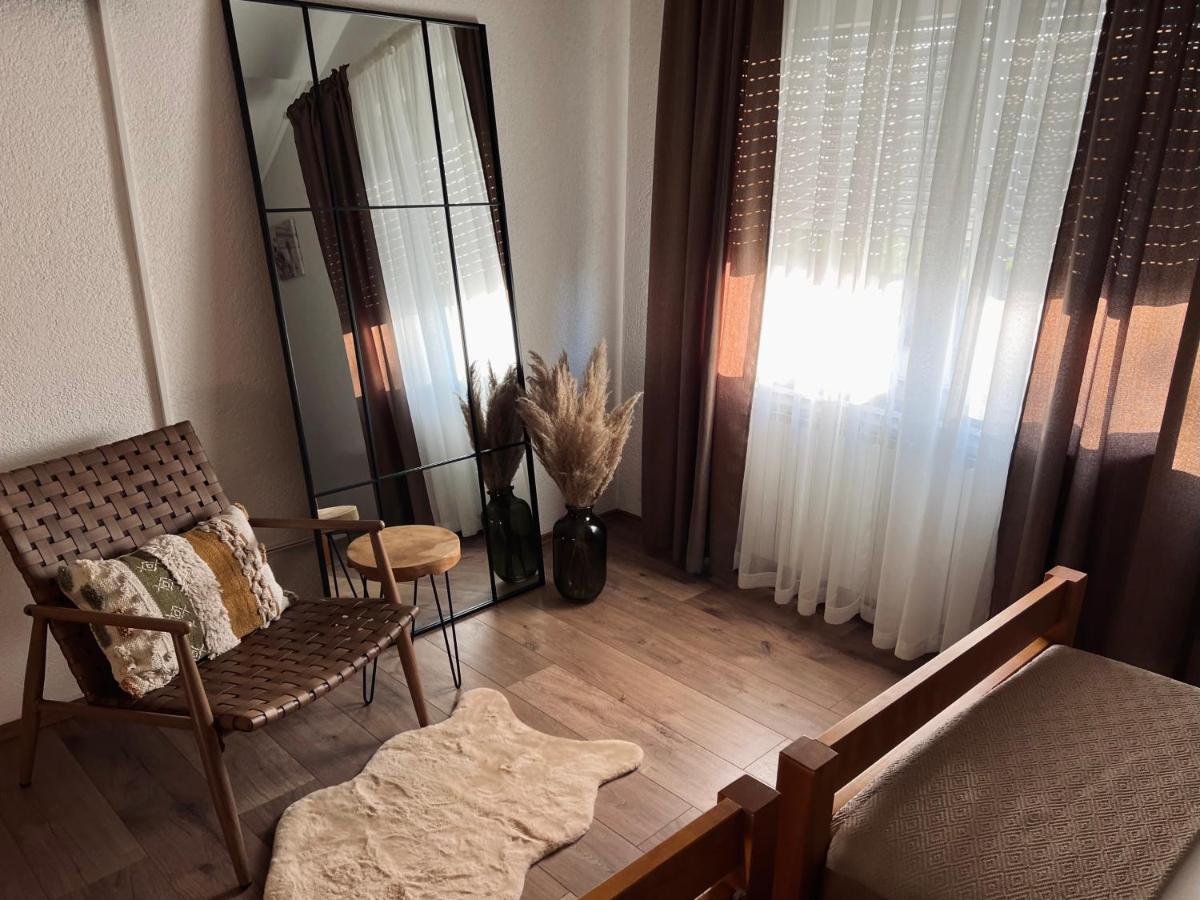 Rooms Mirabella Rakovica Eksteriør bilde