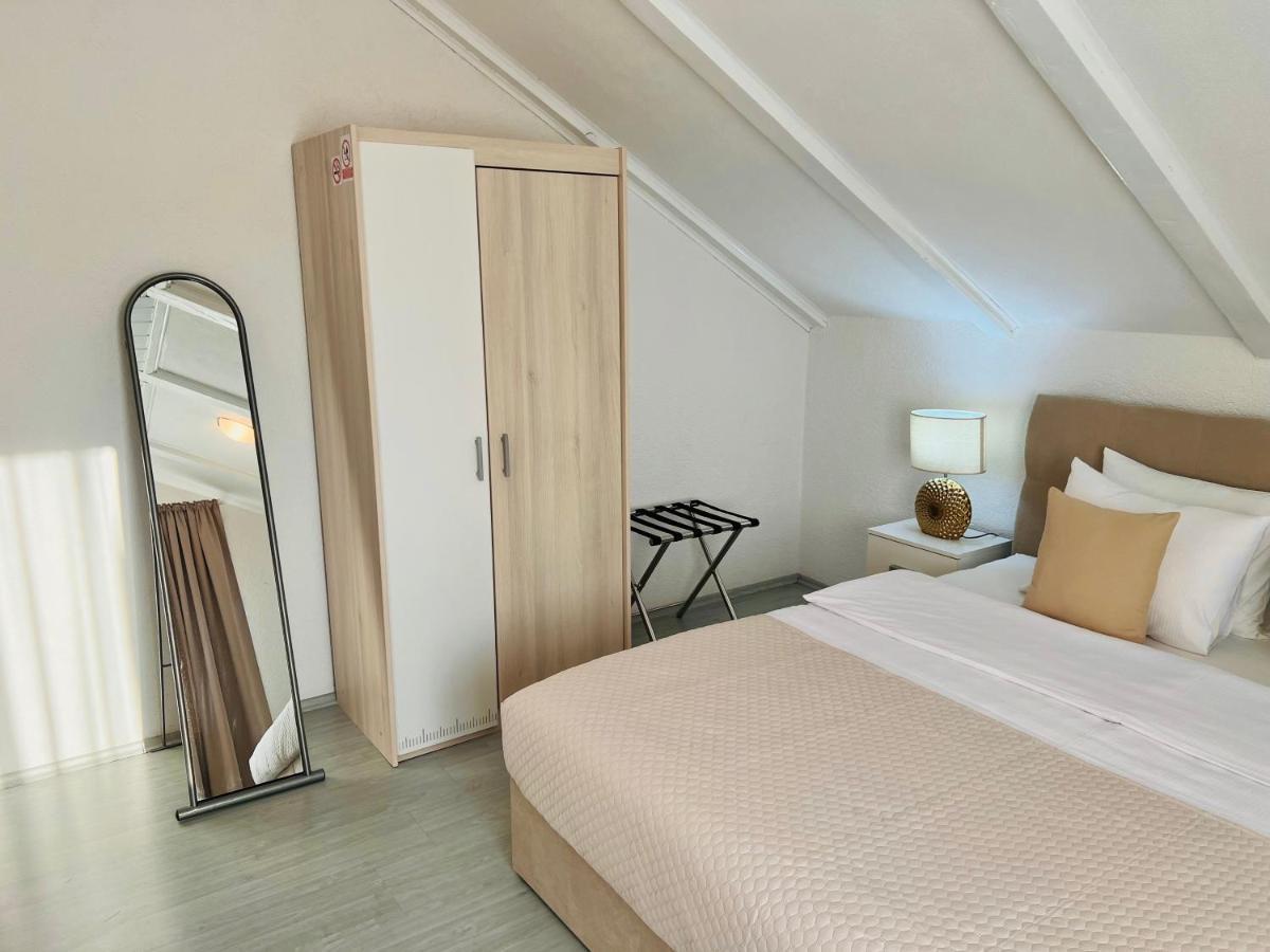 Rooms Mirabella Rakovica Eksteriør bilde