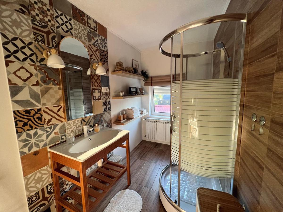 Rooms Mirabella Rakovica Eksteriør bilde